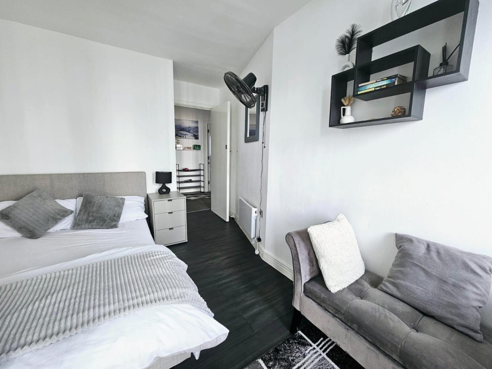 Abba Views Apartment Лондон Екстериор снимка