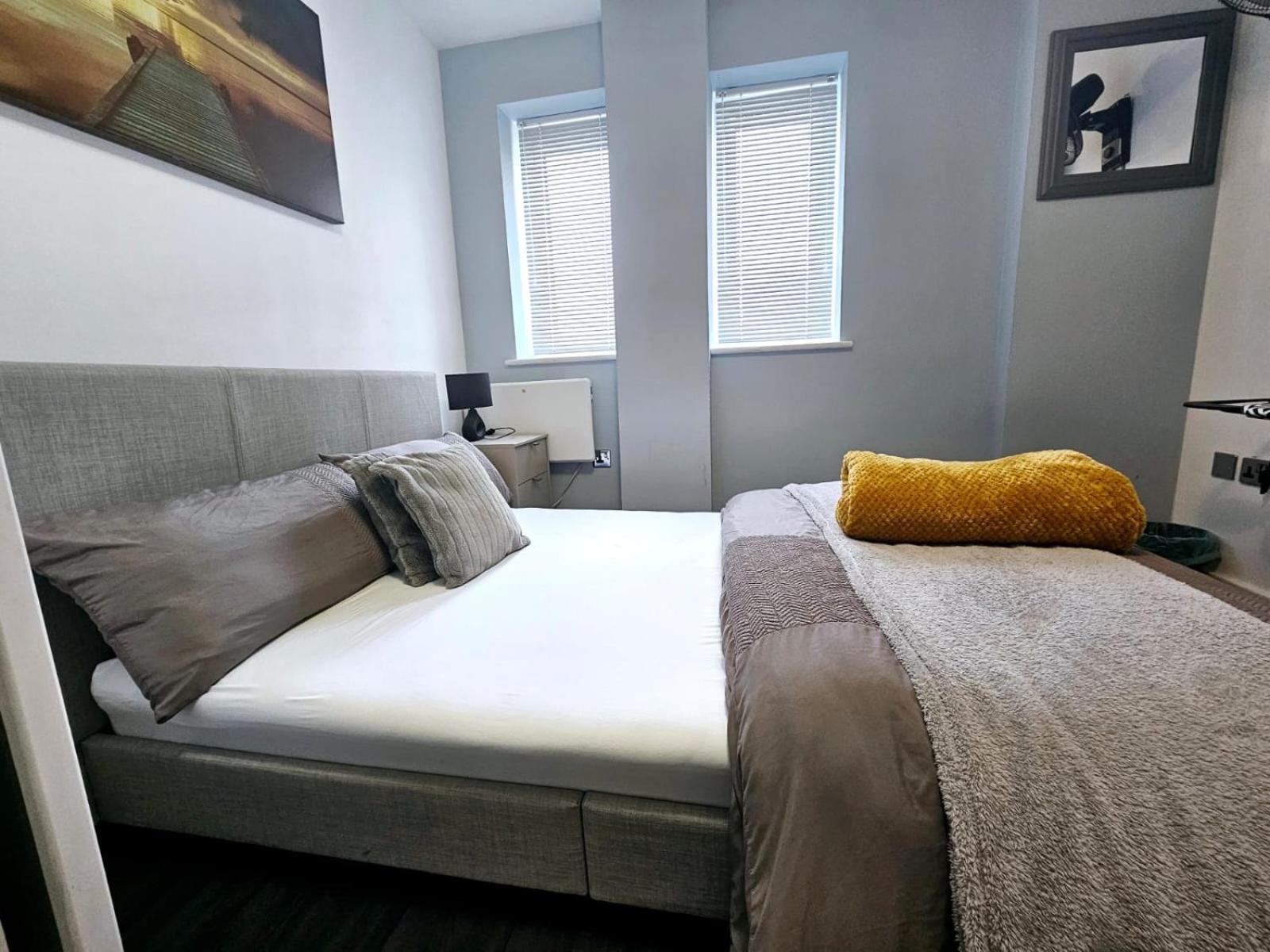Abba Views Apartment Лондон Екстериор снимка