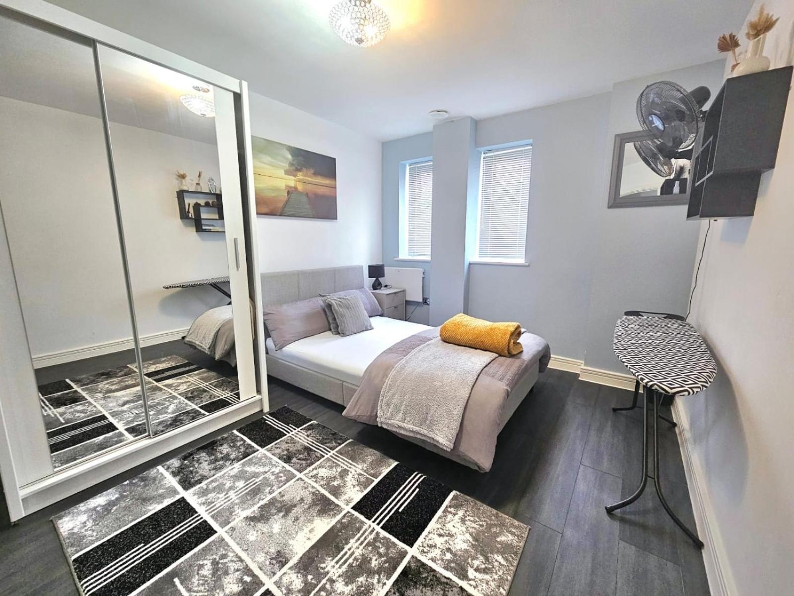 Abba Views Apartment Лондон Екстериор снимка