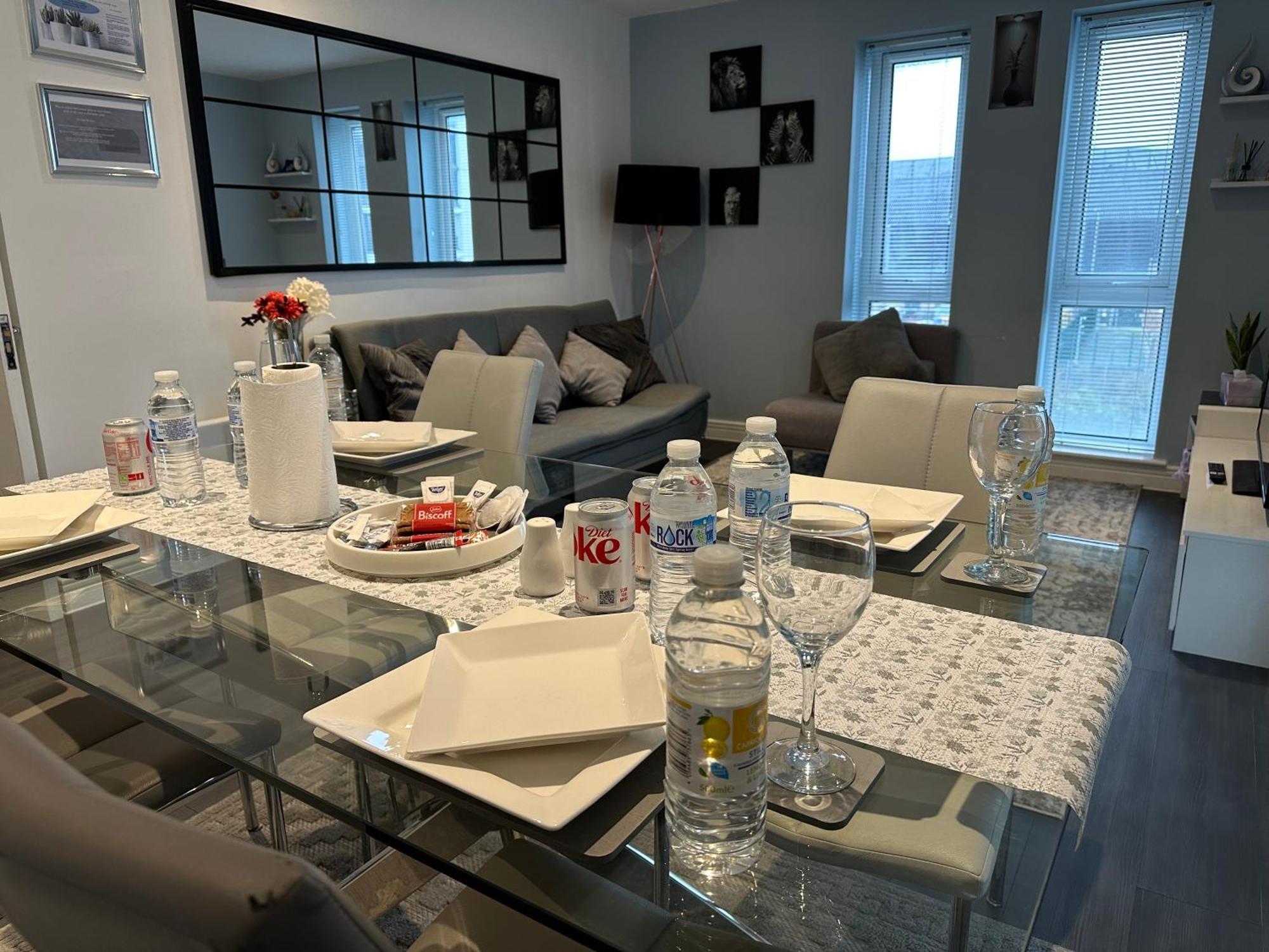 Abba Views Apartment Лондон Екстериор снимка